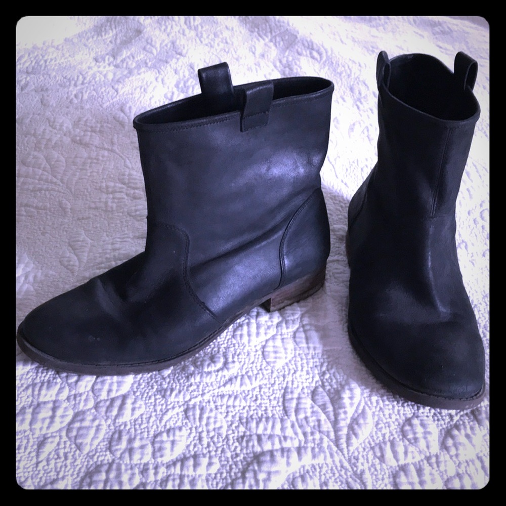 Natasha slip on Bootie